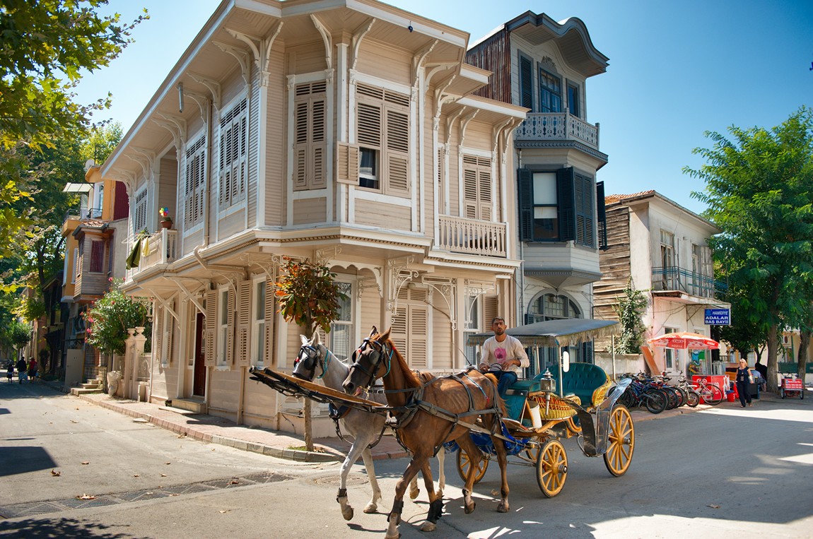 10 мест в Стамбуле, которые не покажут «пакетным» туристам 10 мест в Стамбуле, которые не покажут «пакетным» туристам