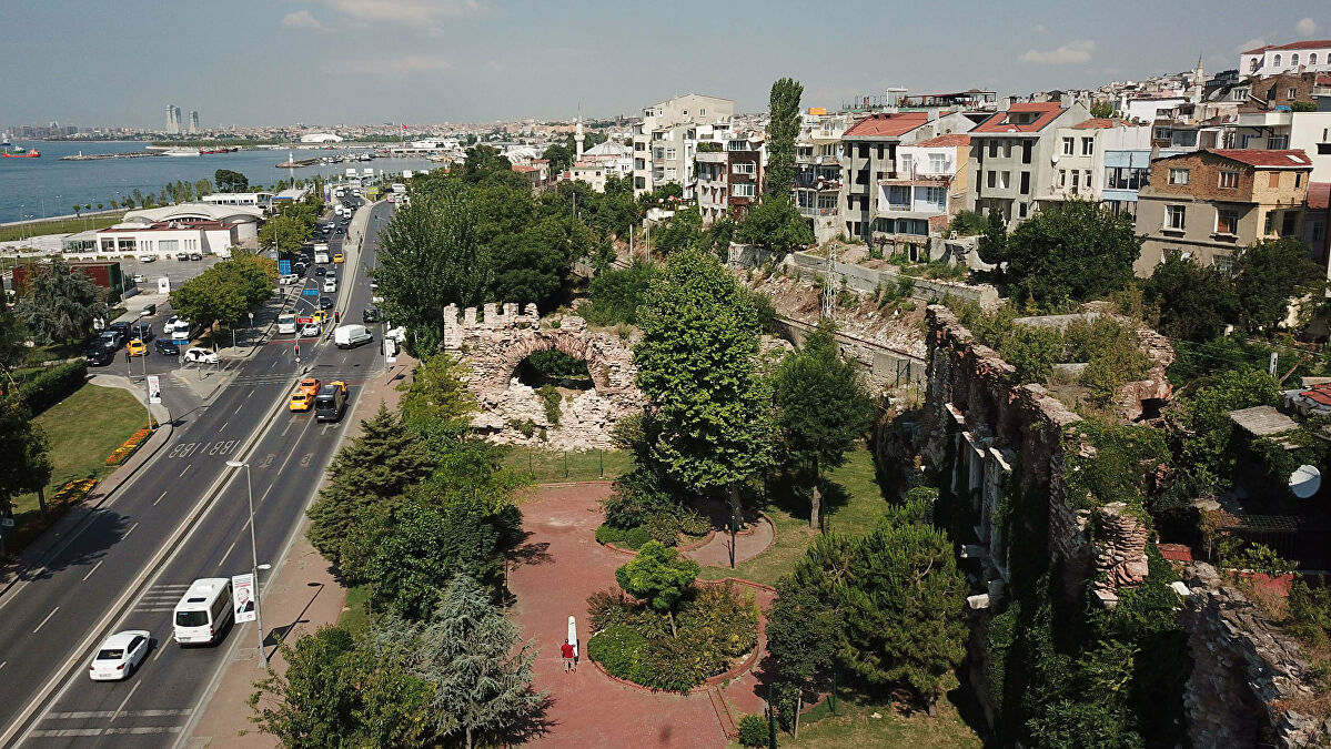 10 мест в Стамбуле, которые не покажут «пакетным» туристам 10 мест в Стамбуле, которые не покажут «пакетным» туристам