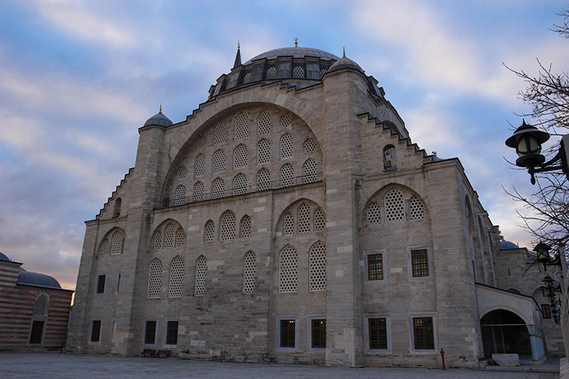 10 мест в Стамбуле, которые не покажут «пакетным» туристам 10 мест в Стамбуле, которые не покажут «пакетным» туристам