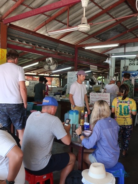 Цены на Пхукете (Таиланд) — 2023: личный опыт. Еда, экскурсии, аренда байка Цены на Пхукете (Таиланд) — 2023: личный опыт. Еда, экскурсии, аренда байка