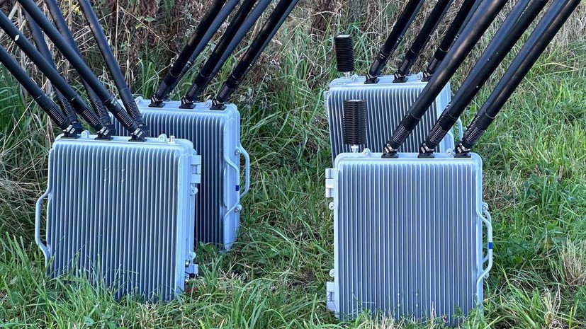 «Всеракурсная защита»: какие новые комплексы борьбы с FPV-дронами применяются в зоне СВО