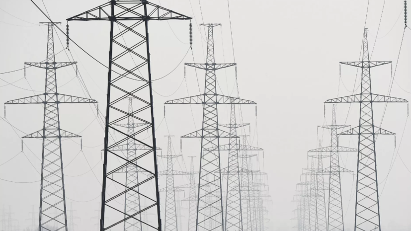 Около 100 тысяч жителей Ростовской области остаются без электроснабжения