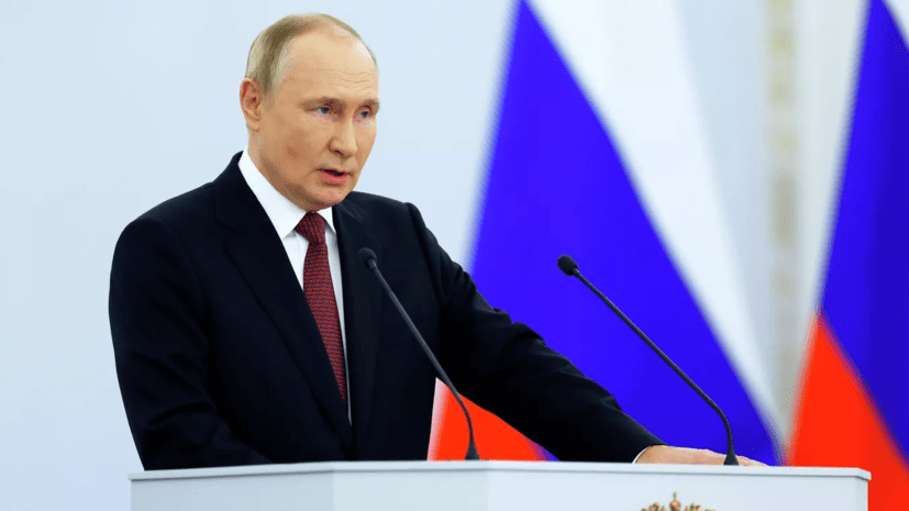 Путин: мигранты должны уважать и соблюдать законы России