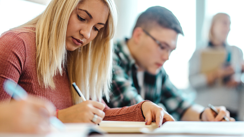 Чтут или чтят: тест RT о формах глаголов в русском языке