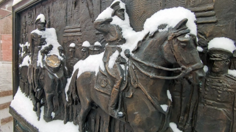 Уголовное дело возбудили после повреждения горельефа «Парад Победы» в Москве